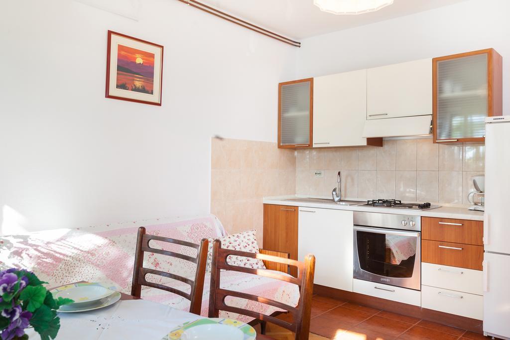 Apartments Teo Podgora Quarto foto